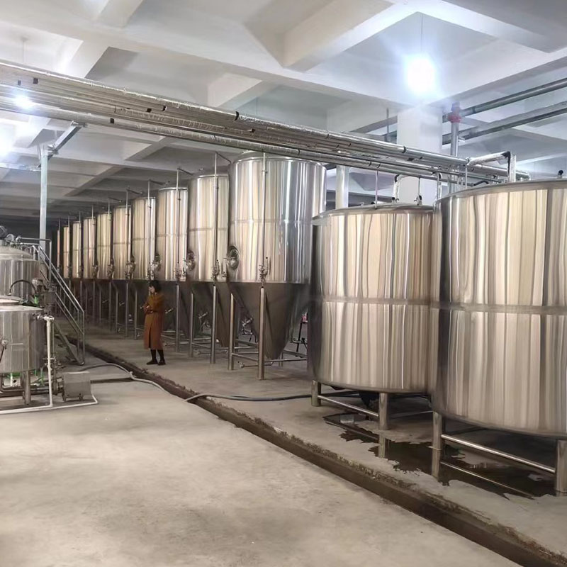 富民精酿啤酒设备